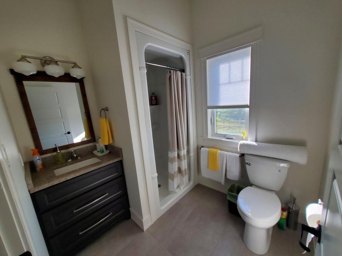 Back Home Bed And Breakfast Membertou Экстерьер фото