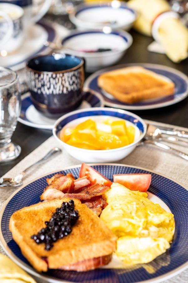 Back Home Bed And Breakfast Membertou Экстерьер фото
