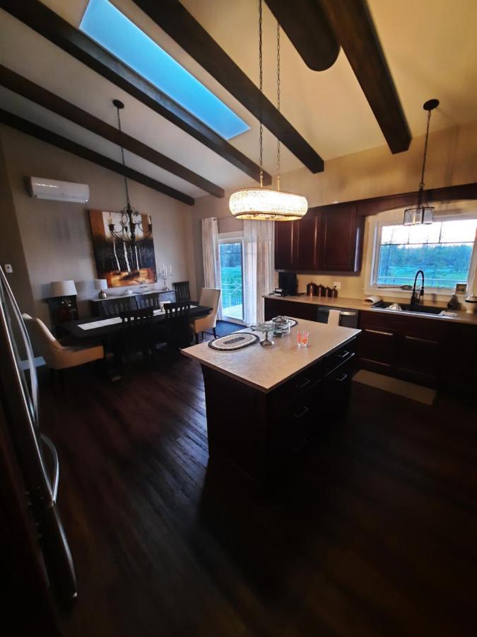 Back Home Bed And Breakfast Membertou Экстерьер фото
