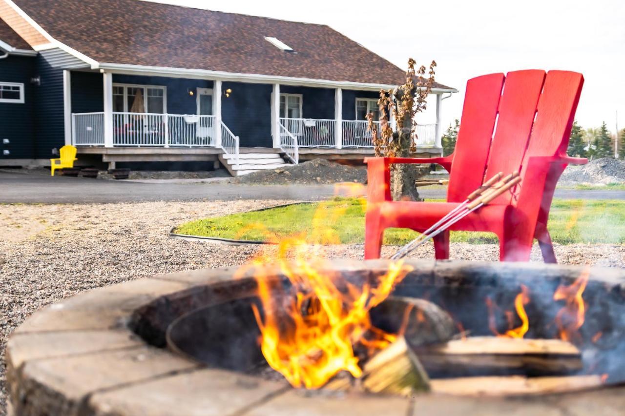 Back Home Bed And Breakfast Membertou Экстерьер фото